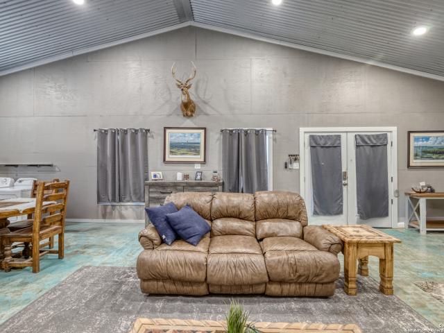 Land for sale in Knippa, Texas