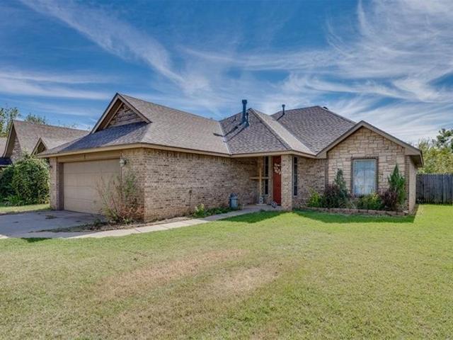 House for sale in Moore, Cleveland County