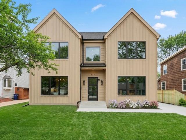 House for sale in Deerfield, Illinois