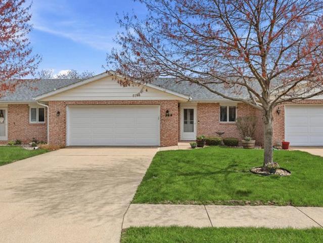 Condo for sale in Geneseo, Illinois