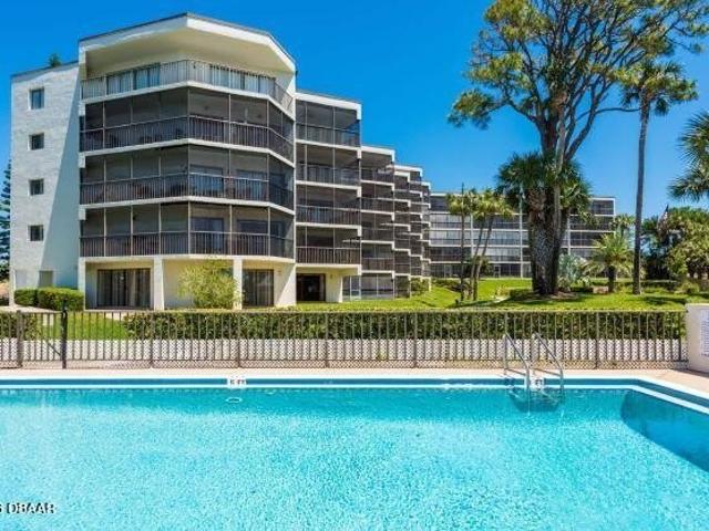 Condo for sale in Daytona Beach, Florida
