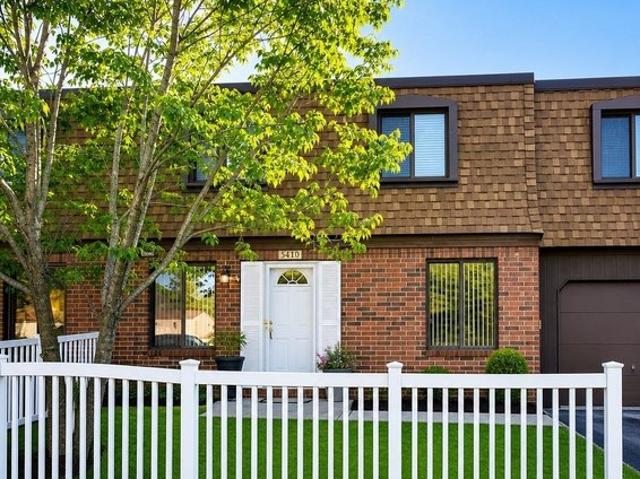 Condo for sale in Medina, Ohio