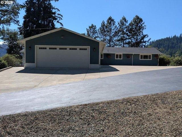 House for sale in Oregonia