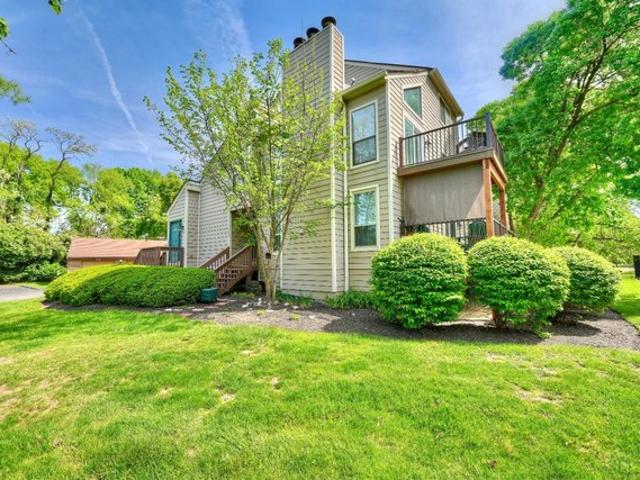 Condo for sale in Blue Ash, Ohio
