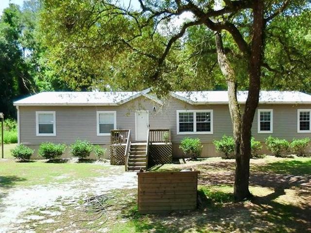 House for sale in Chiefland, Florida