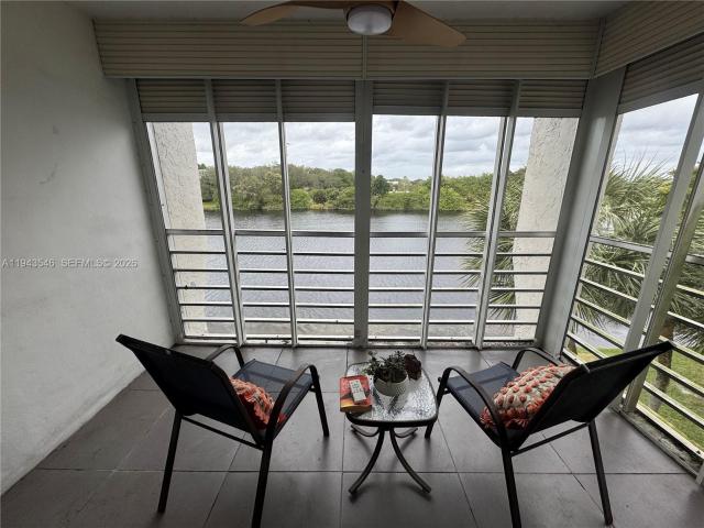 Condo for sale in Davie, Florida