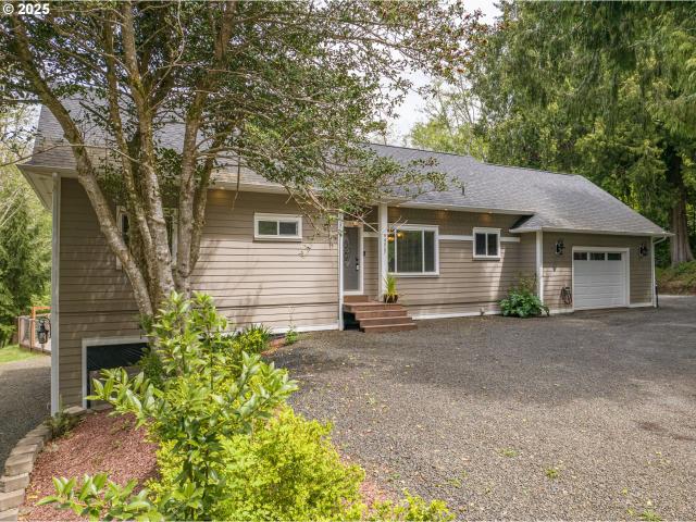 House for sale in Coquille