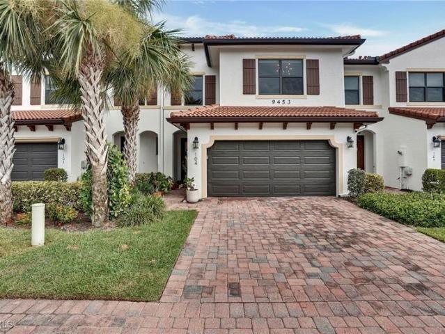 Townhouse for sale in Fort Myers
