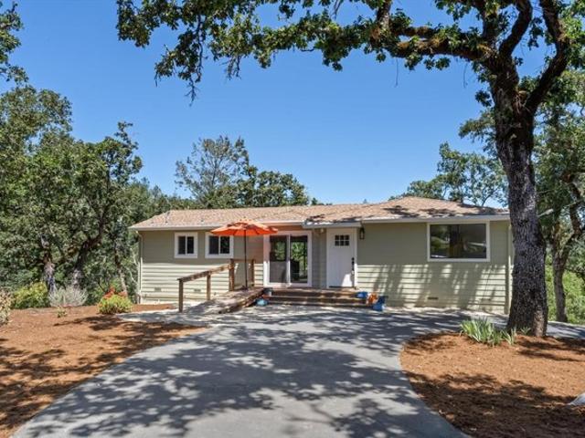 House for sale in Forestville, California