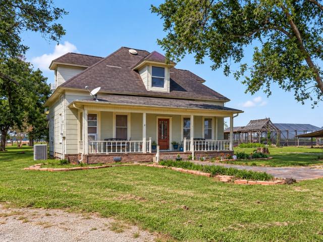 House for sale in Boling, Wharton County