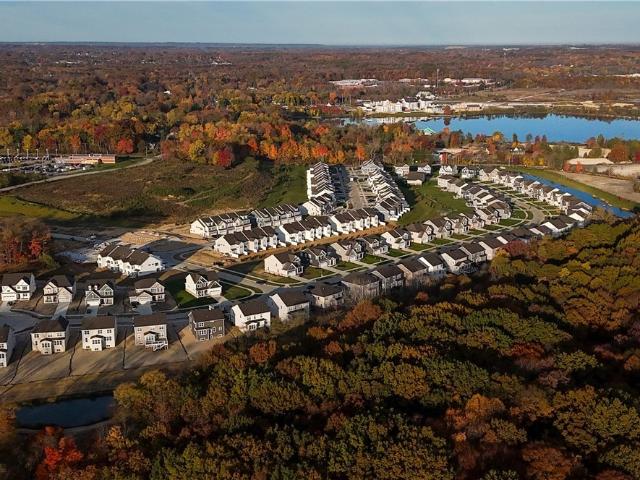 Townhouse for sale in Portage, Ohio