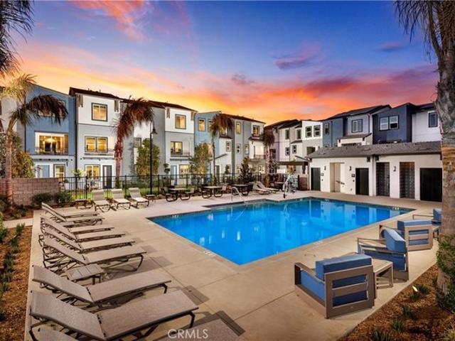 Townhouse for sale in Covina, California