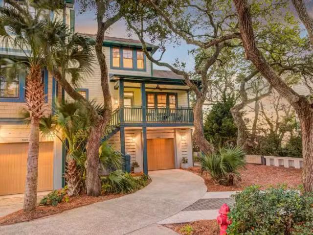 Condo for sale in Mount Pleasant
