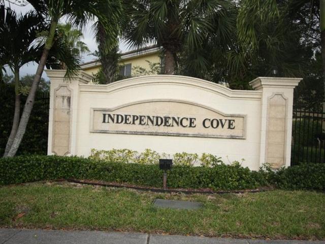 Townhouse for sale in Florida