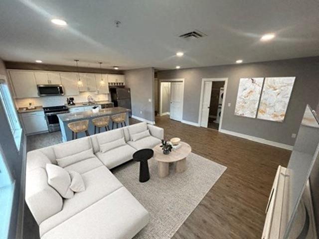 Apartment for rent in Kenmore