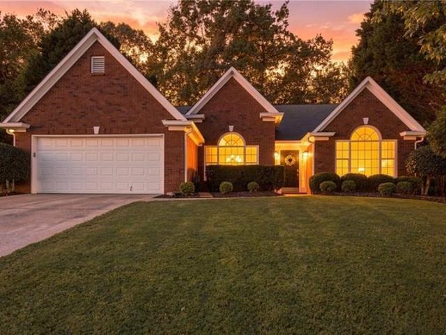 House for sale in Suwanee, Gwinnett County