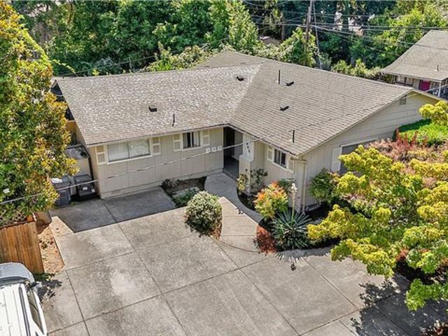 House for sale in Eugene, Lane County
