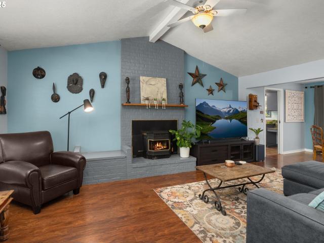 Townhouse for sale in Woodburn