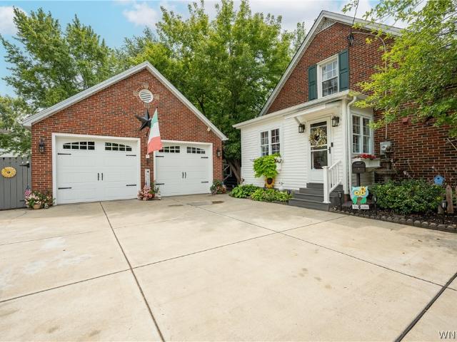 House for sale in West Seneca, New York