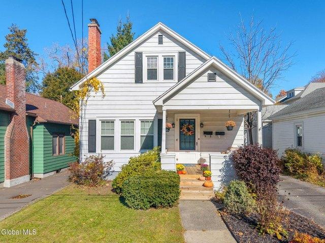 House for sale in Pine Hills, City of Albany