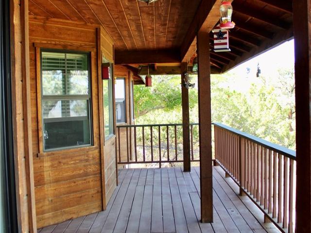 House for sale in Piñon Hills, San Bernardino County