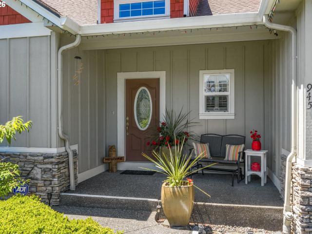 House for sale in Stevenson, Washington