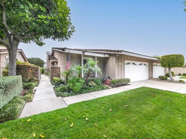 Townhouse for sale in Glendora, California