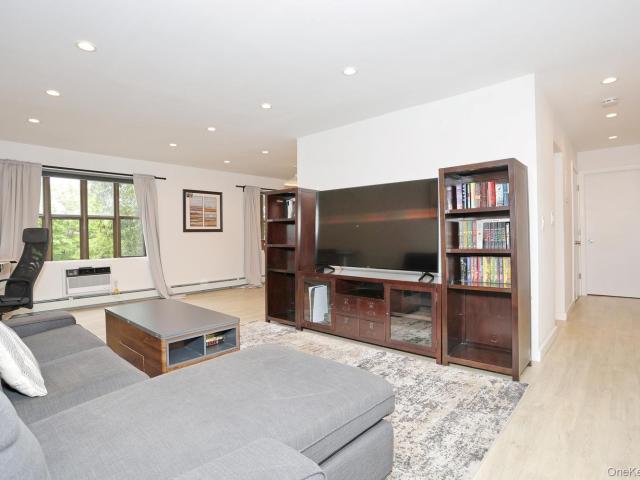 Condo for sale in Rockland, New York