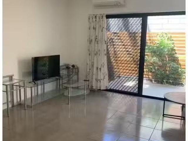 Condo for rent in Gold Coast, Gold Coast Urban