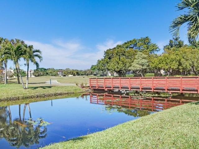 Condo for sale in Davie, Florida