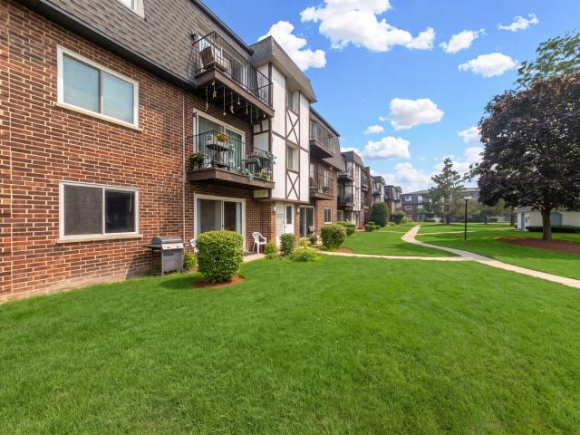 Condo for sale in Des Plaines, Illinois