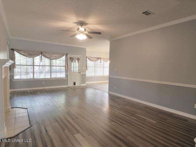House for sale in Diamondhead, Mississippi