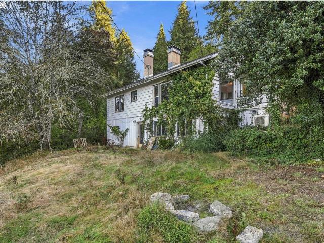 House for sale in Coquille, Coos County