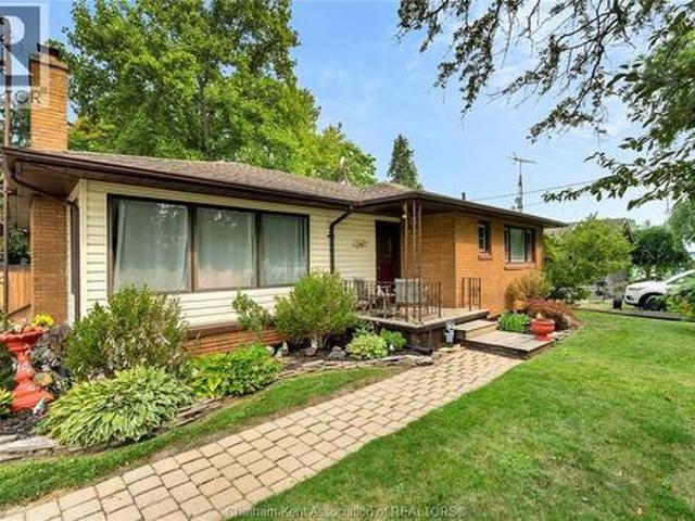 House for sale in Chatham–kent, Ontario