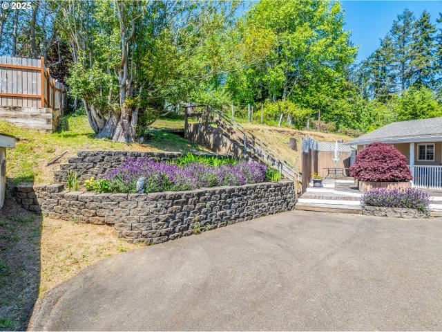 House for sale in Coquille