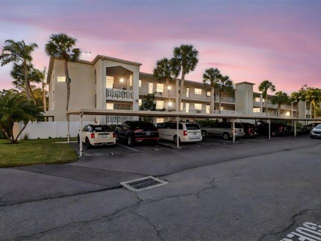 Condo for sale in Dunedin, Florida