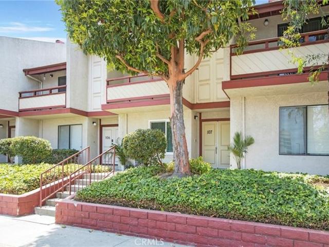 Townhouse for sale in Torrance, California