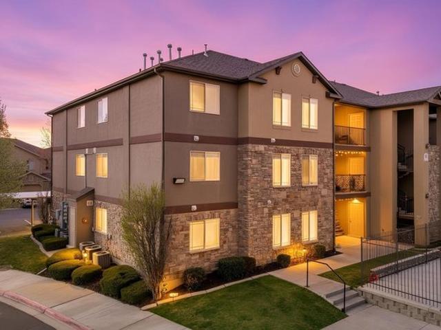 Condo for sale in Pleasant Grove, Utah