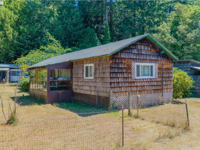 House for sale in Oregonia