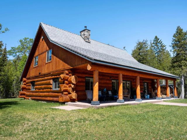 House for sale in Copper Harbor, Grant Township