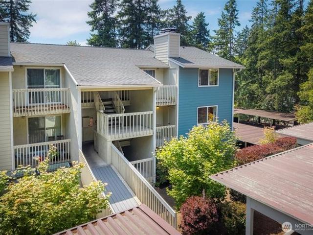 Condo for sale in Redmond, Washington