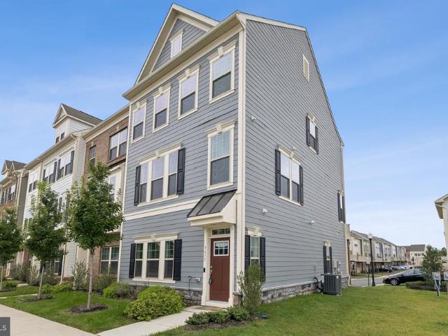 Townhouse for sale in Virginia