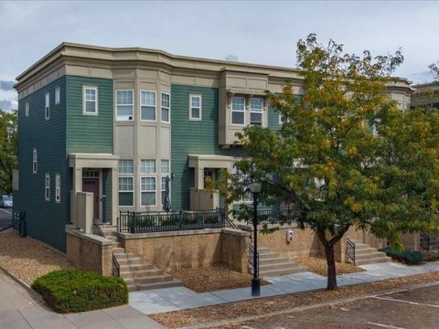 Townhouse for sale in Belle Creek, Commerce City