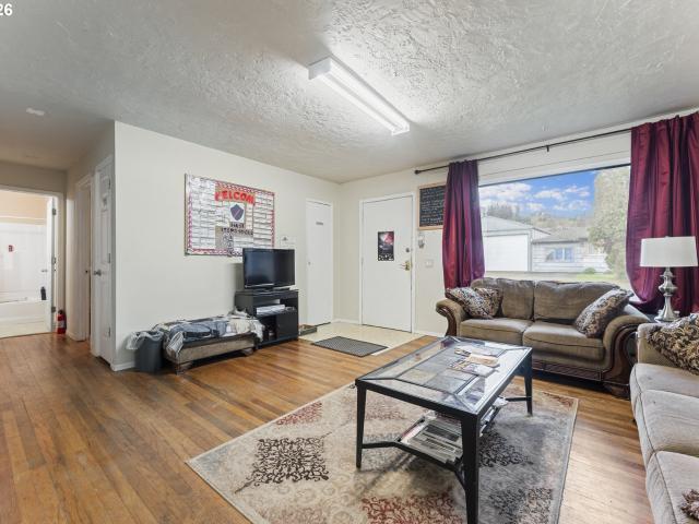 Commercial for sale in Oregonia