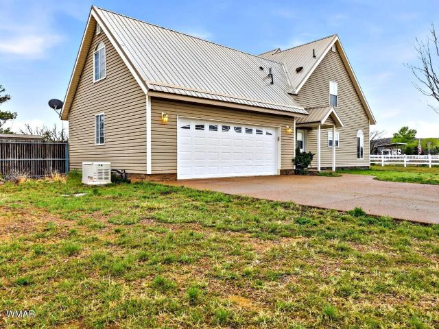 House for sale in Navajo, Arizona