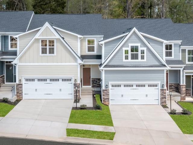 Townhouse for sale in Olmsted Falls, Ohio
