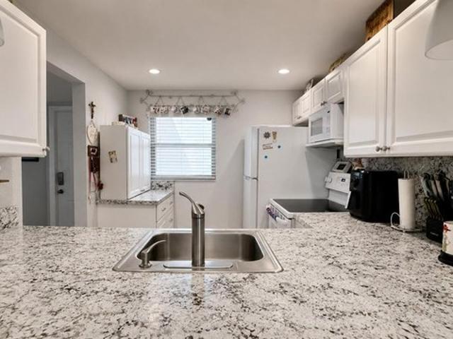 Condo for sale in Davie, Florida