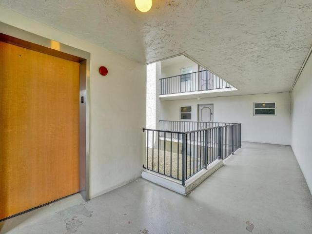 Condo for sale in Davie, Florida