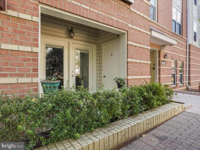 Condo for sale in Virginia