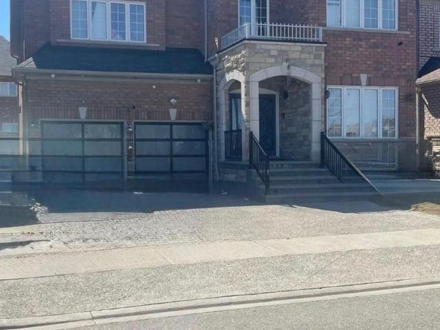 House for rent in Brampton, Golden Horseshoe
